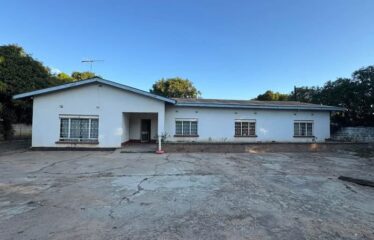 5 BEDROOMED HOUSE FOR SALE IN KALOMO SOUTHERN ZAMBIA