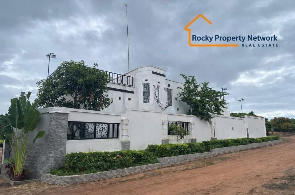 Prime Multi-Purpose Property for Sale In Livingstone