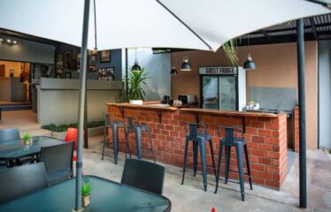 Backpaker For Sale – Livingstone CBD
